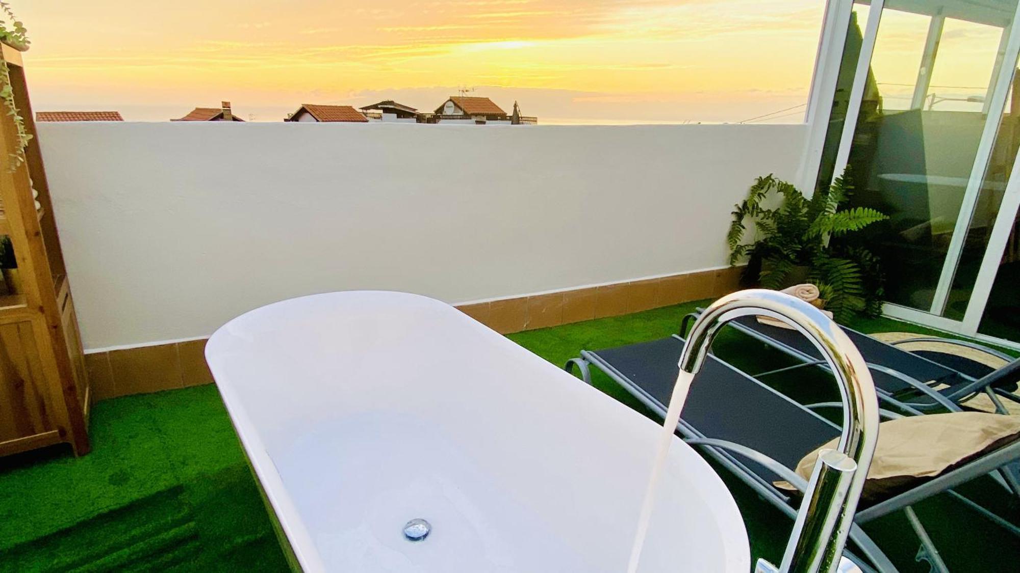 Big House Adeje Deluxe By Deihu Experiences Villa Costa Adeje  Eksteriør billede